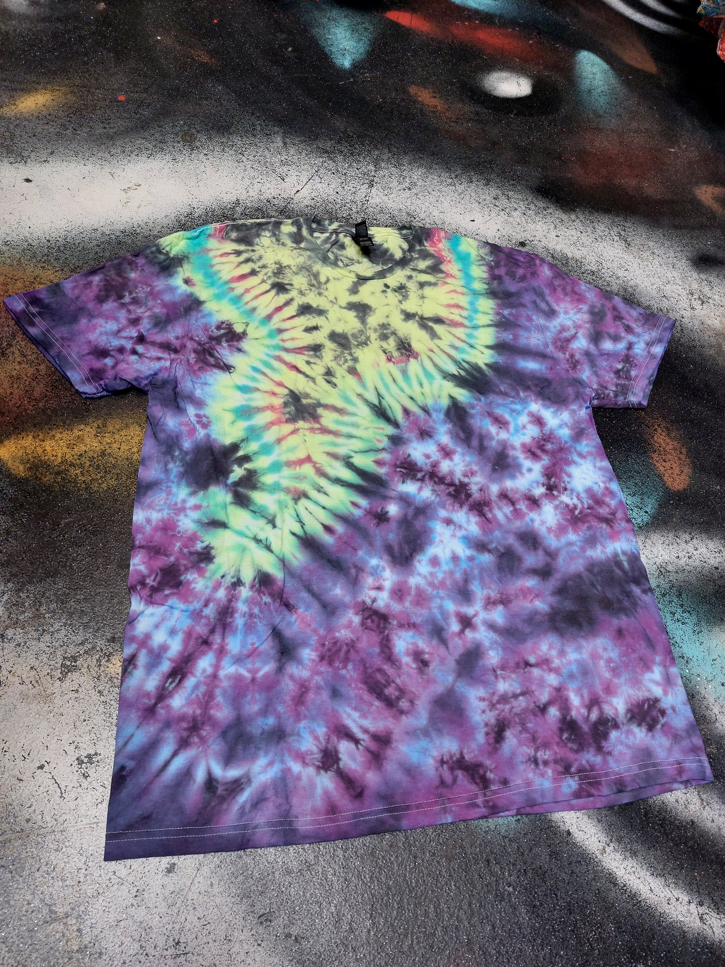 UV Reactive Tornado Tie Dye Rave T Shirt sizes S-5XL