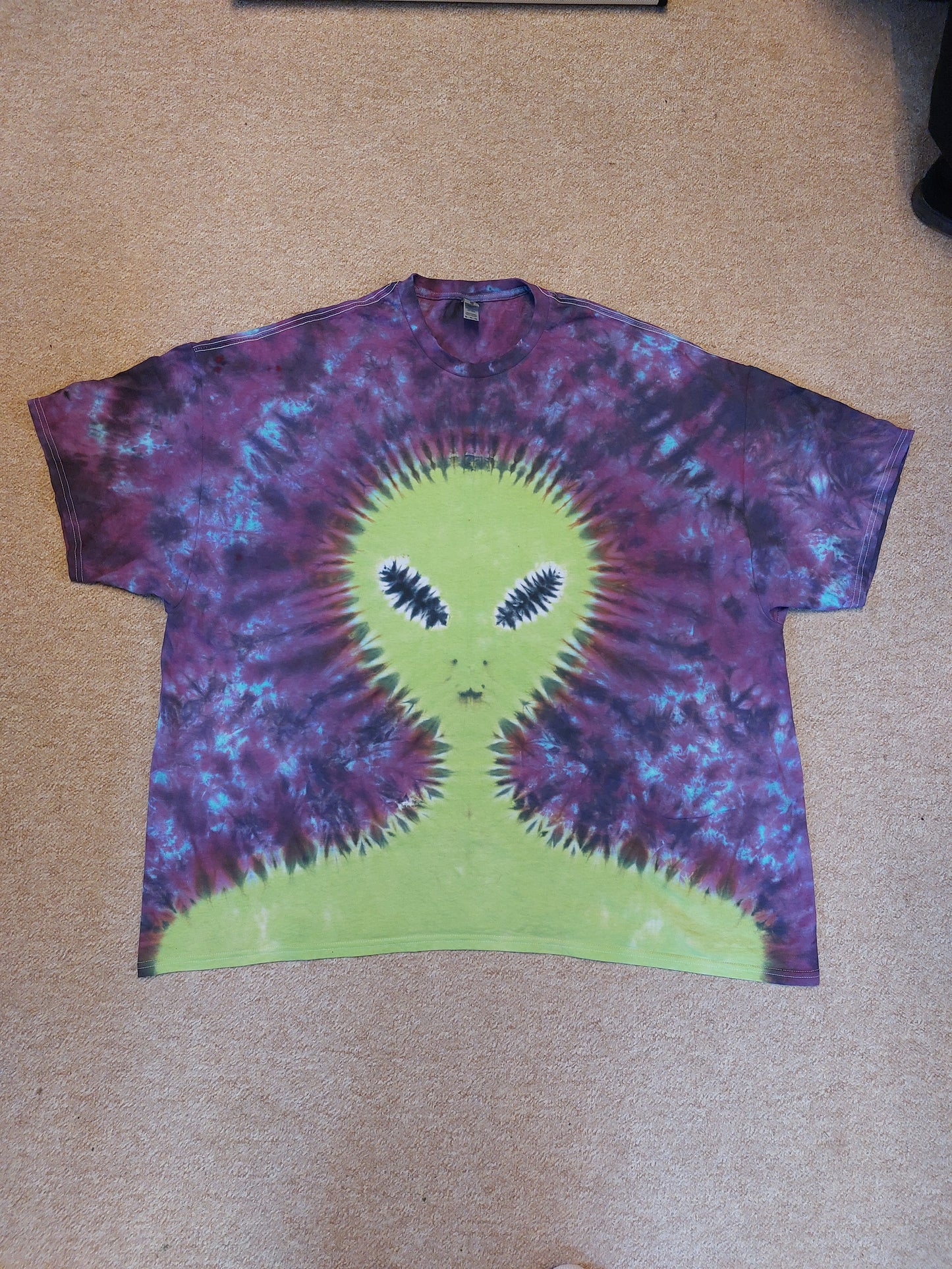 Alien Portrait Tie Dye Purple T shirt UNISEX S-5XL