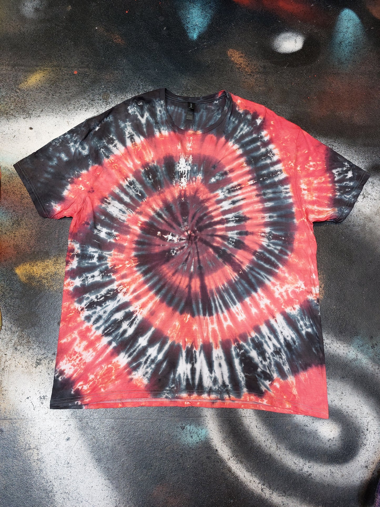 Tie Dye red black spiral T shirt UNISEX S-5XL