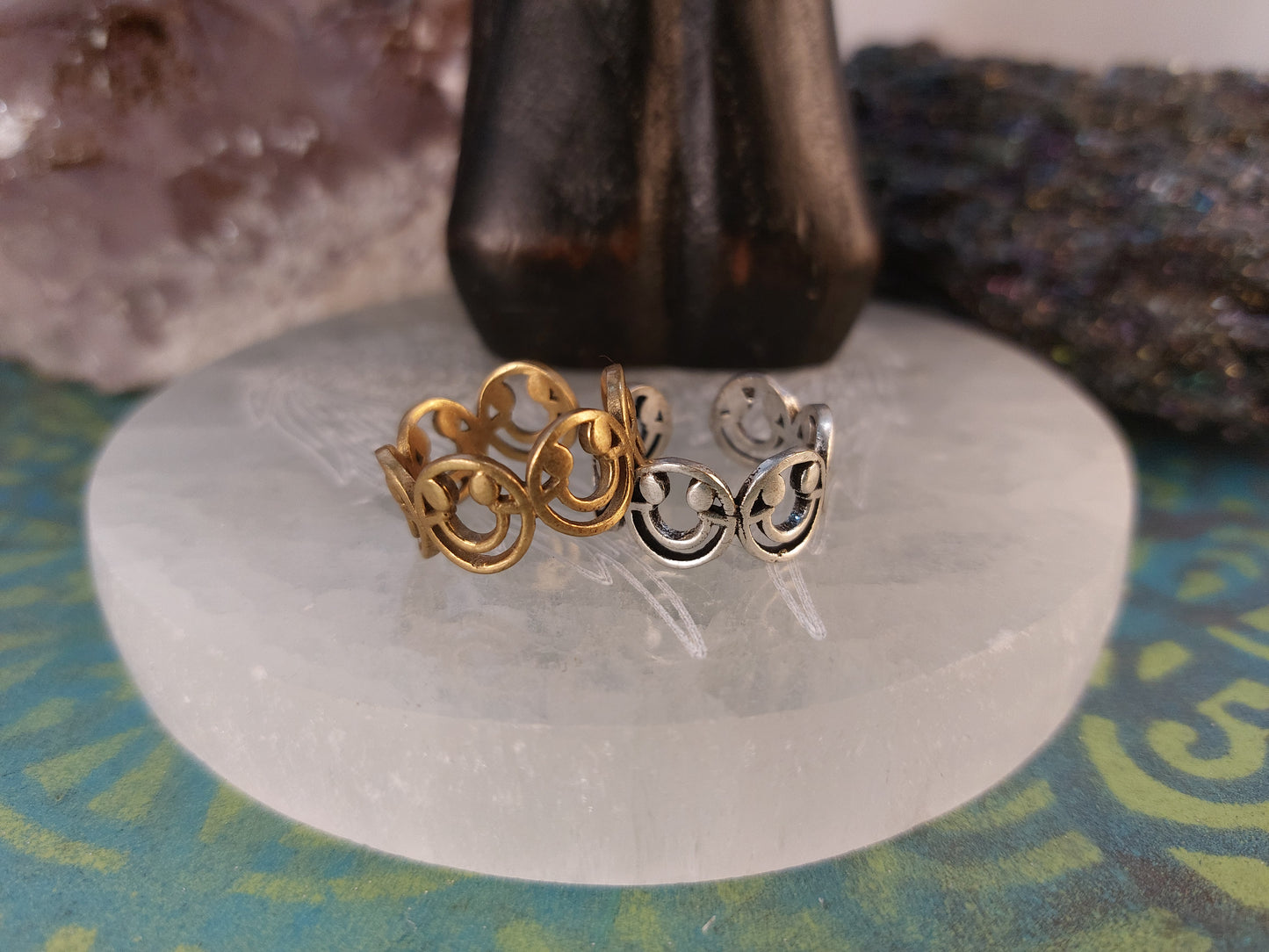 Smiley Face hollow Ring Indian Brass wrap around