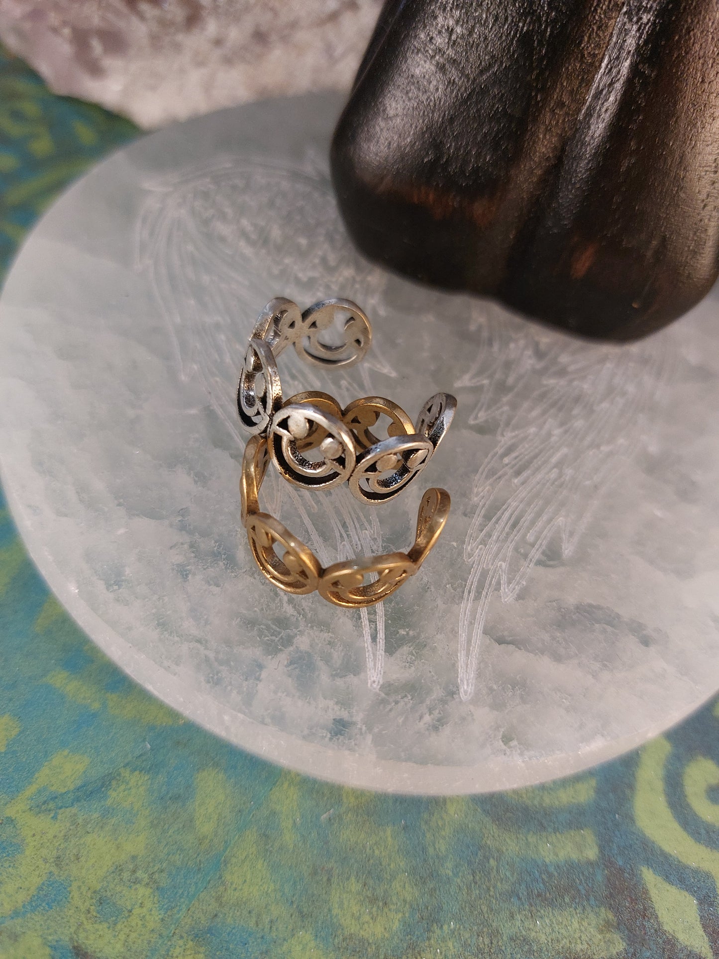 Smiley Face hollow Ring Indian Brass wrap around