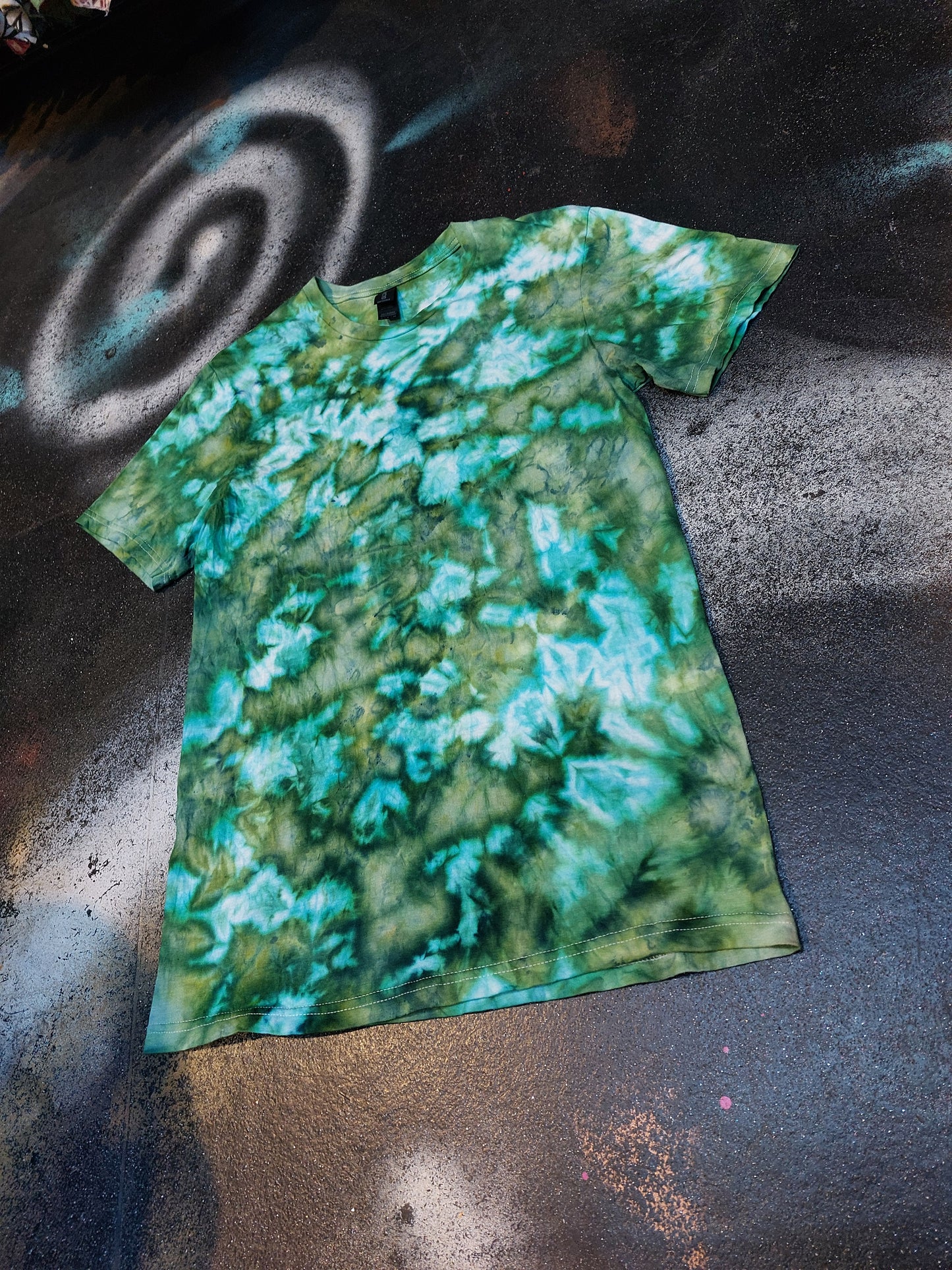 Ice dyed tie dye Dragon's Heart green brown colour T shirt sizes S to 5XL