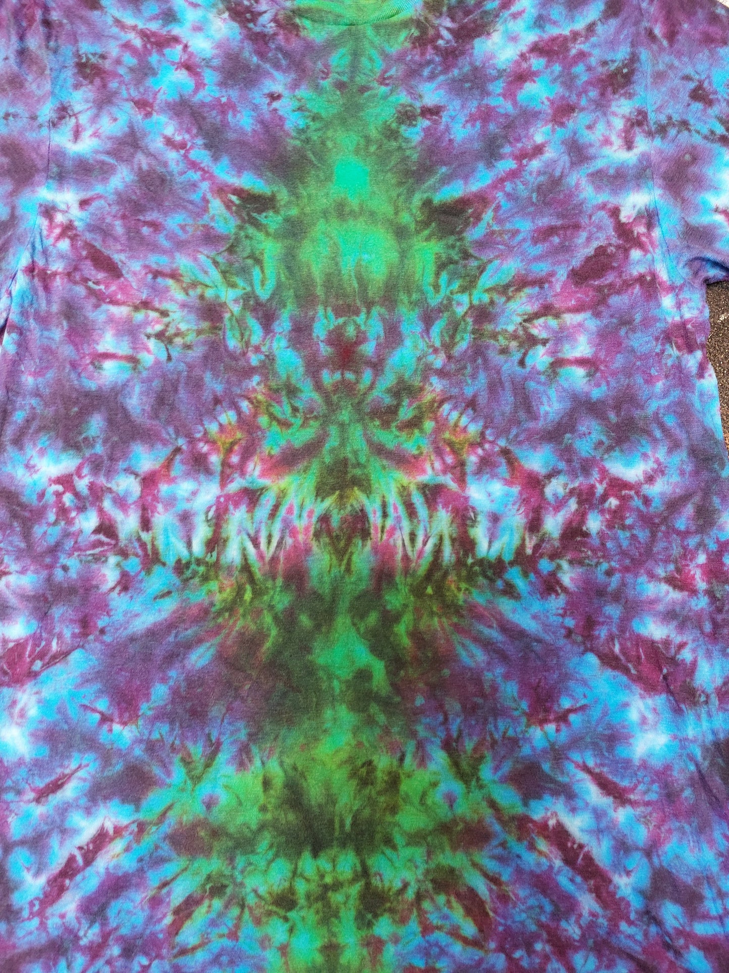 Tie Dye Purple Green totem scrunch T shirt sizes S to 5XL