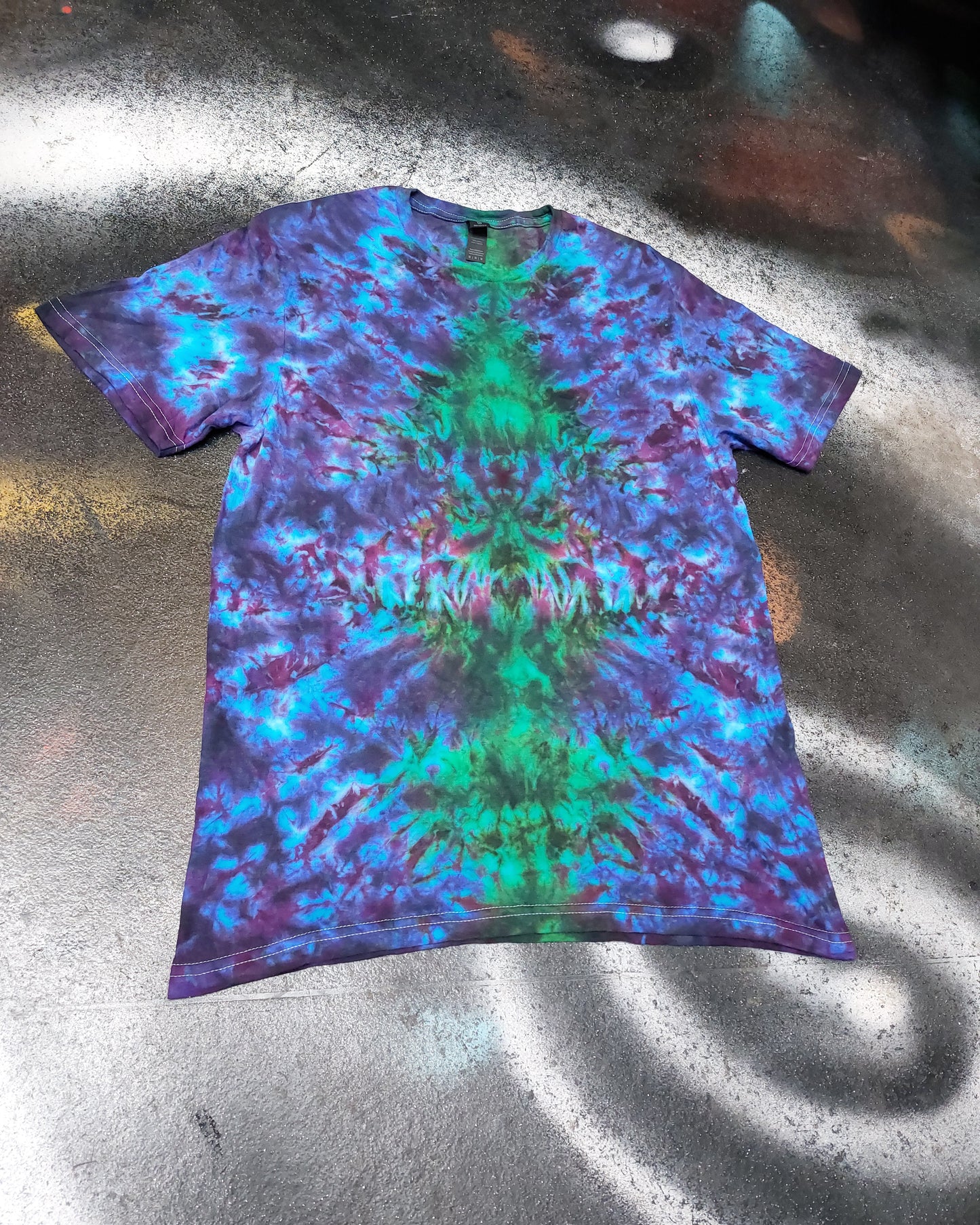 Tie Dye Purple Green totem scrunch T shirt sizes S to 5XL