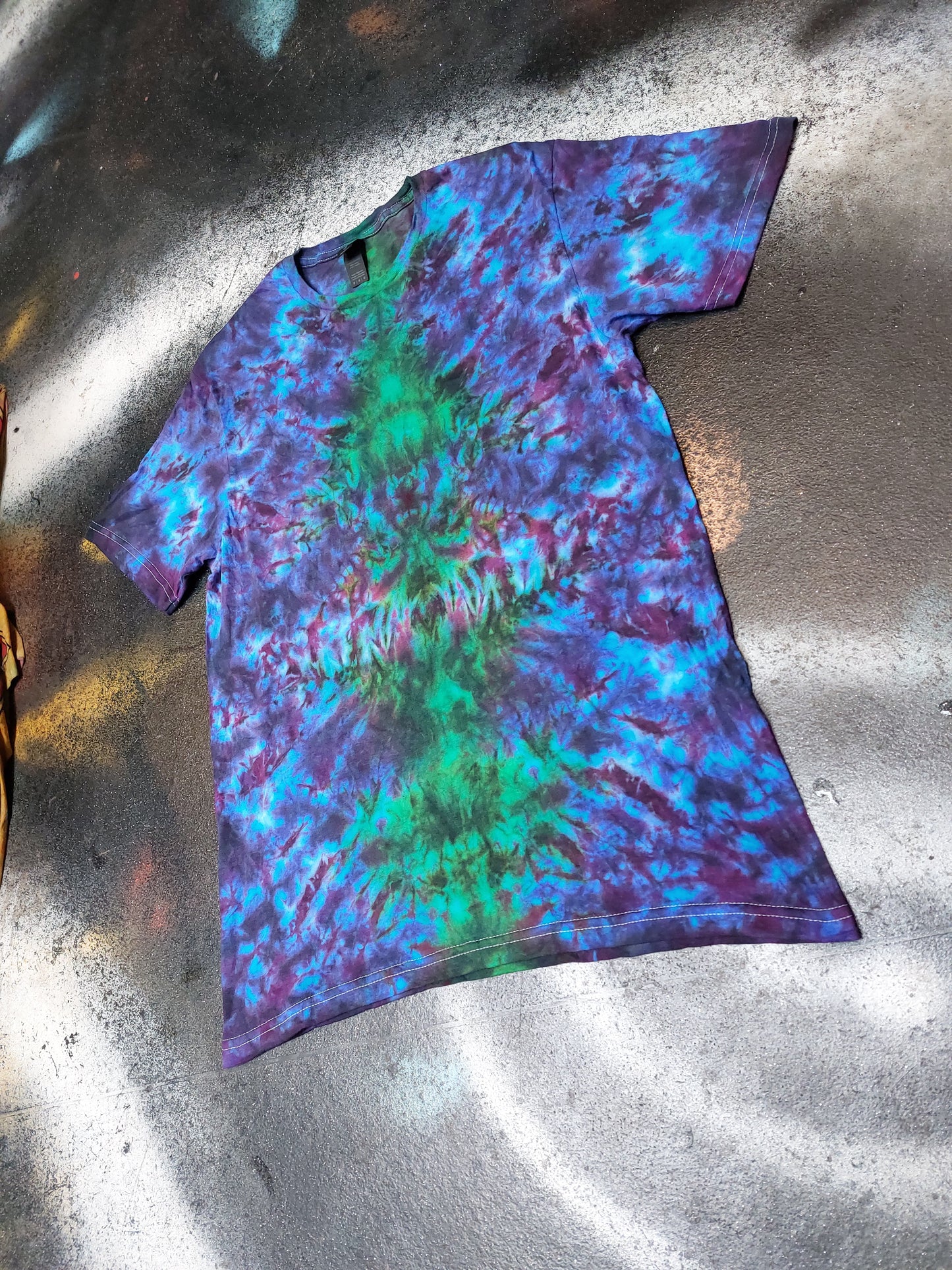 Tie Dye Purple Green totem scrunch T shirt sizes S to 5XL