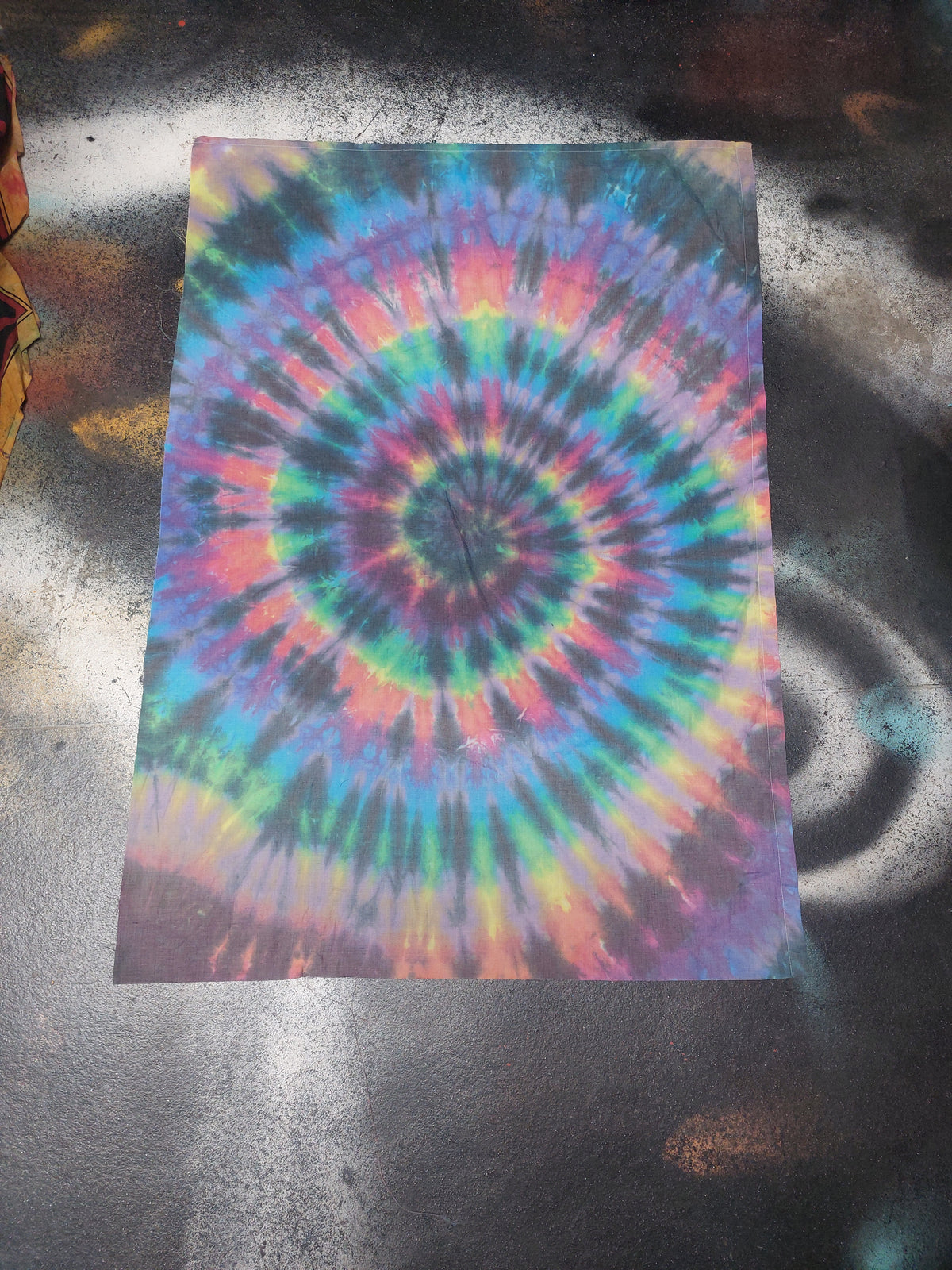 Tie Dye Tapestry Wall Hanging Psychedelic Rainbow Spiral 75x110cm Handmade