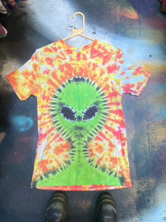 Alien Portrait Tie Dye Yellow Green T shirt UNISEX S-5XL