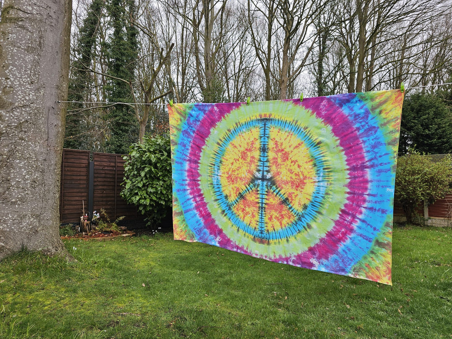 Tie Dye Tapestry Wall Hanging Psychedelic CND Peace Sign 220x150cm Handmade