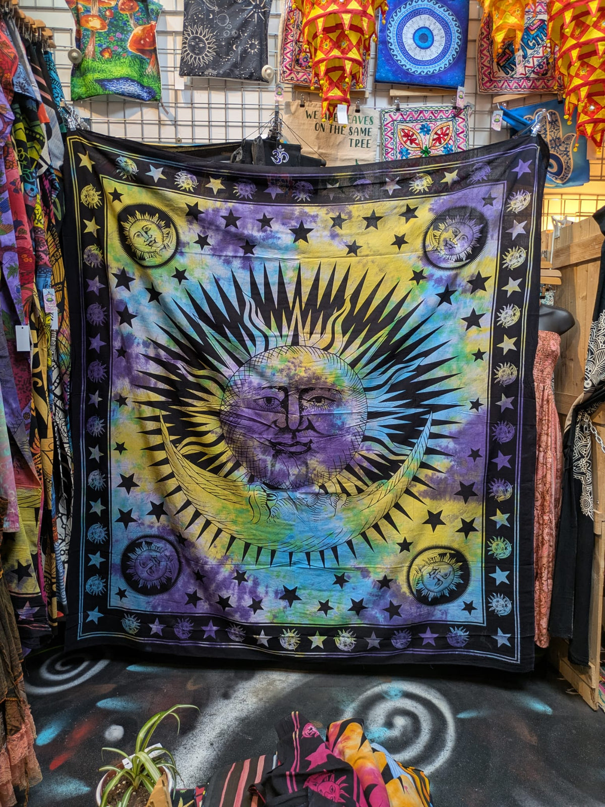 Sun & Moon face Multicolour Traditional Large double bedspread wall hanging tapestry 210cm x 240cm