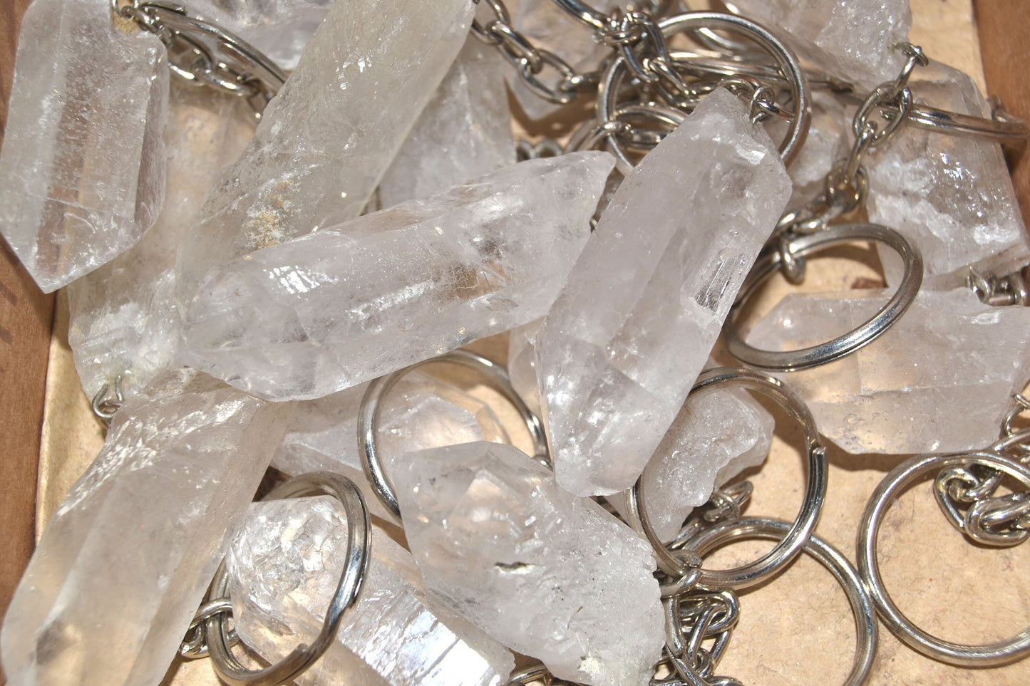 Raw Crystal Keyring healing stone CLEAR QUARTZ reiki chakra protection gemstone