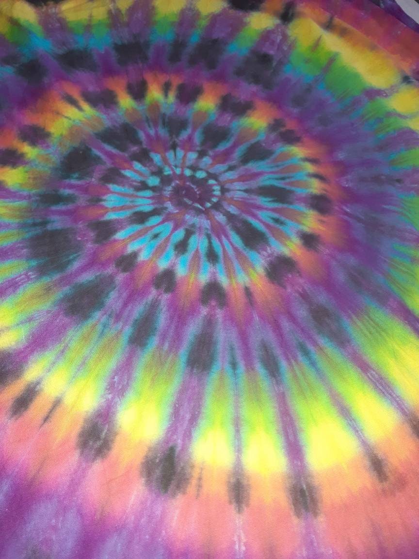 Tie Dye Tapestry Wall Hanging Psychedelic Rainbow Spiral 75x110cm Handmade