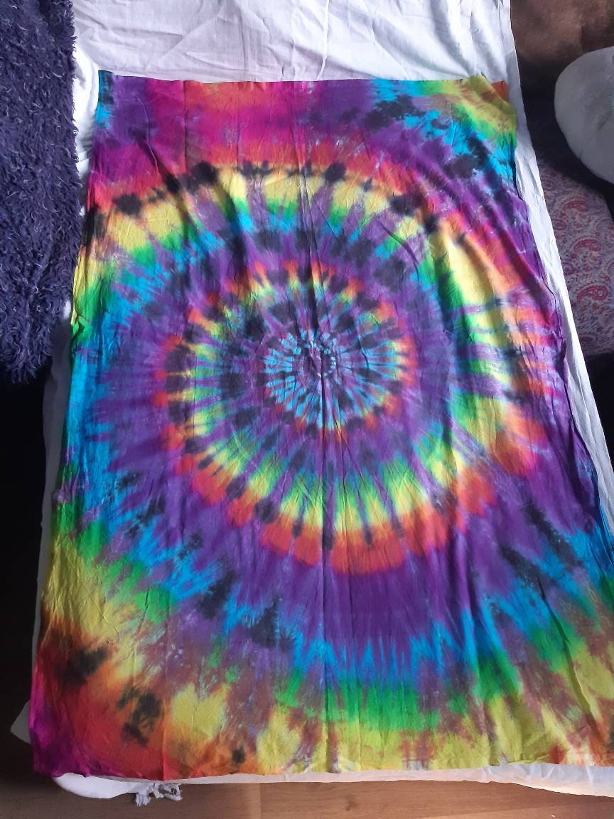 Tie Dye Tapestry Wall Hanging Psychedelic Rainbow Spiral 75x110cm Handmade