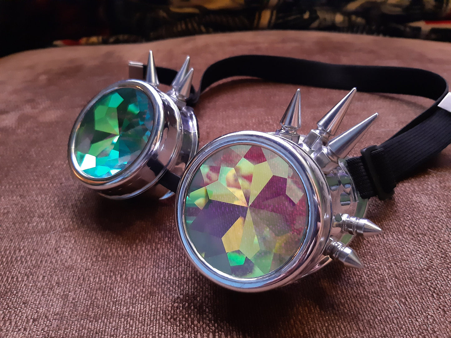 Kaleidoscope Rainbow Vision Trippy Festival Rave steampunk Goggles silver spikes