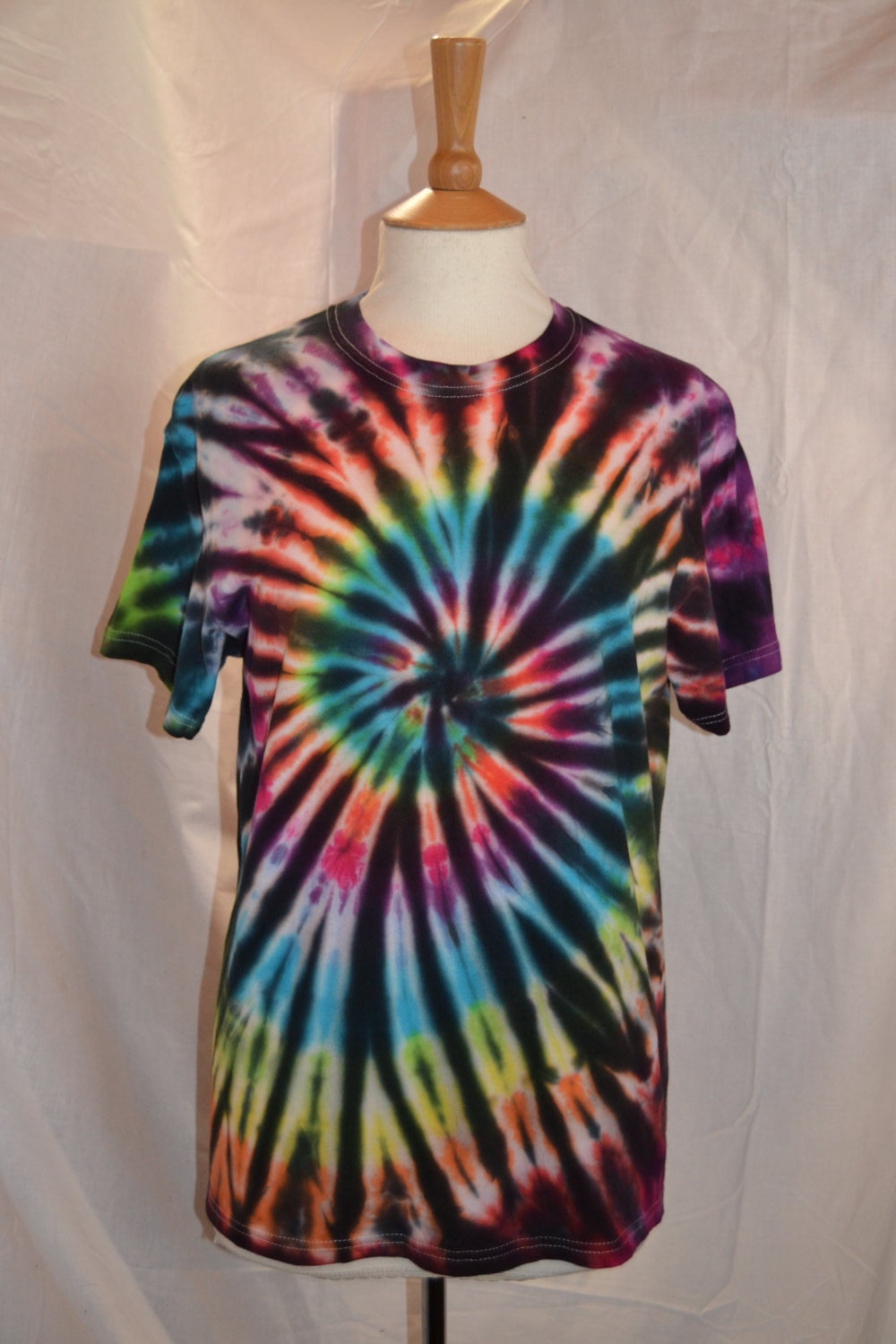 Tie Dye black rainbow spiral T shirt UNISEX S-5XL