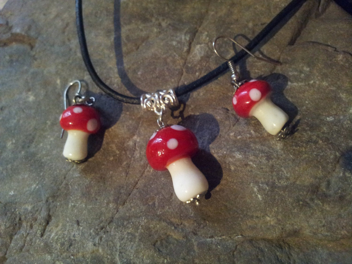 Glass Magic Mushroom Choker & Earring set